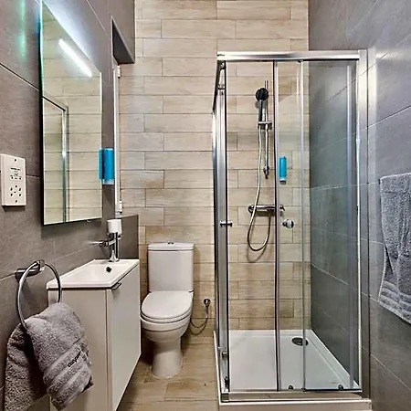 Cozy Hotel Sliema