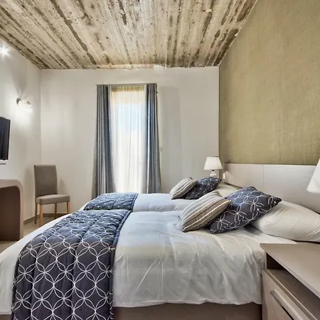 Cozy Hotel Sliema